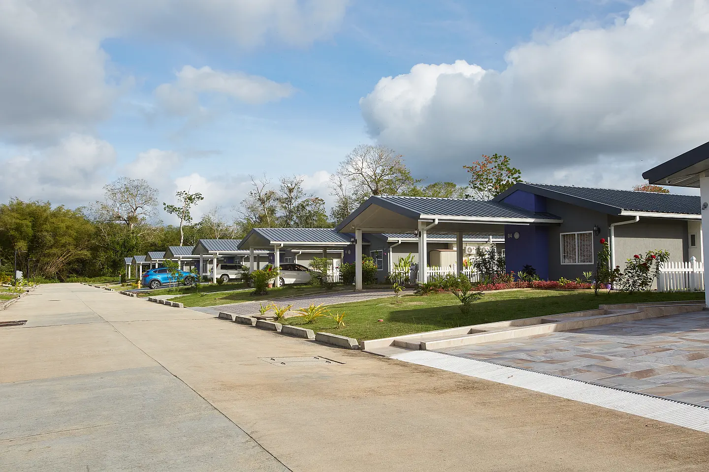 East Lake Community — 11